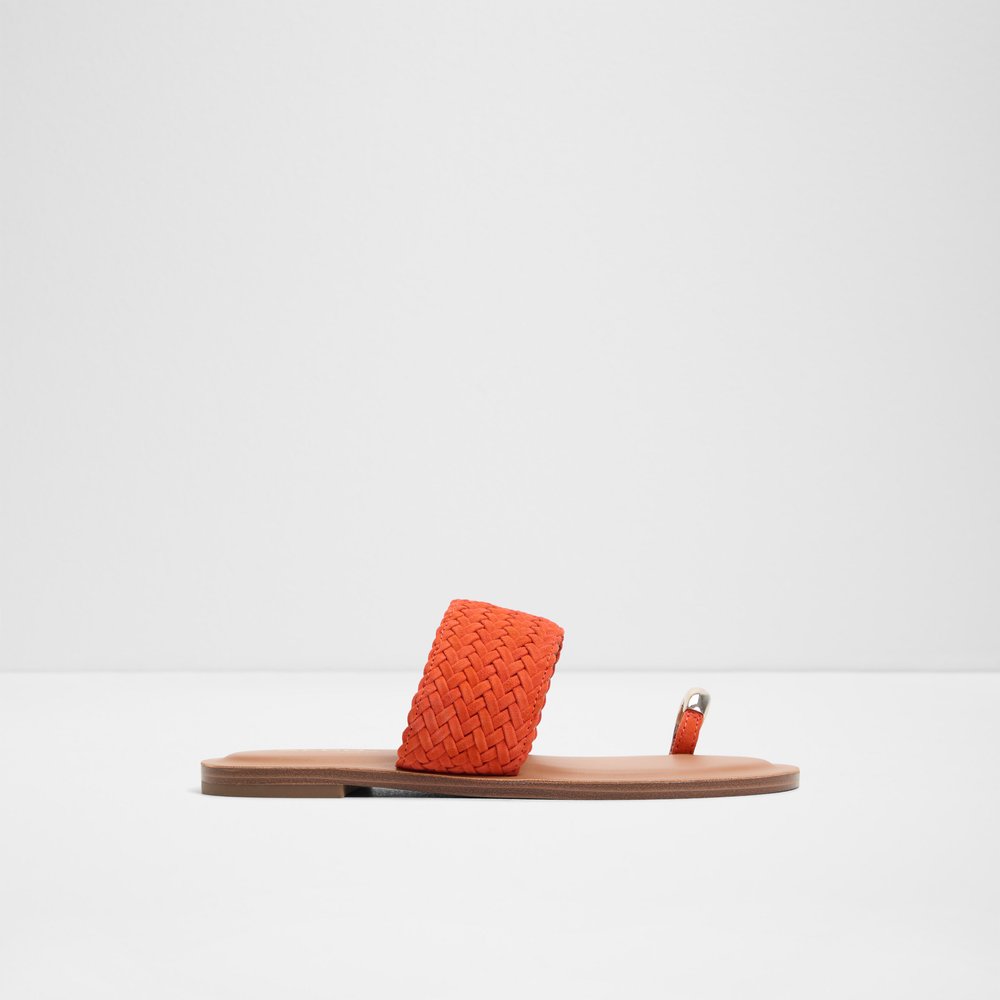 Beachwalk - Red