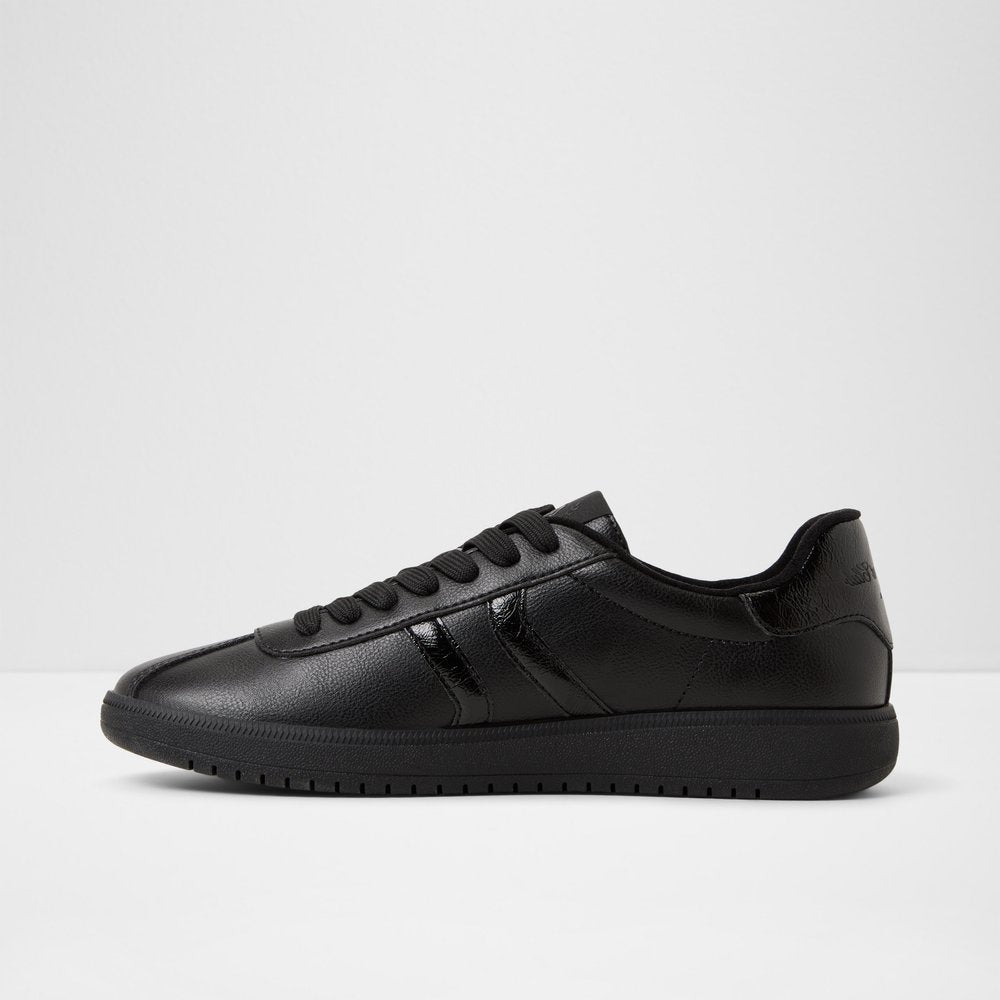 Chicsneaker - Black