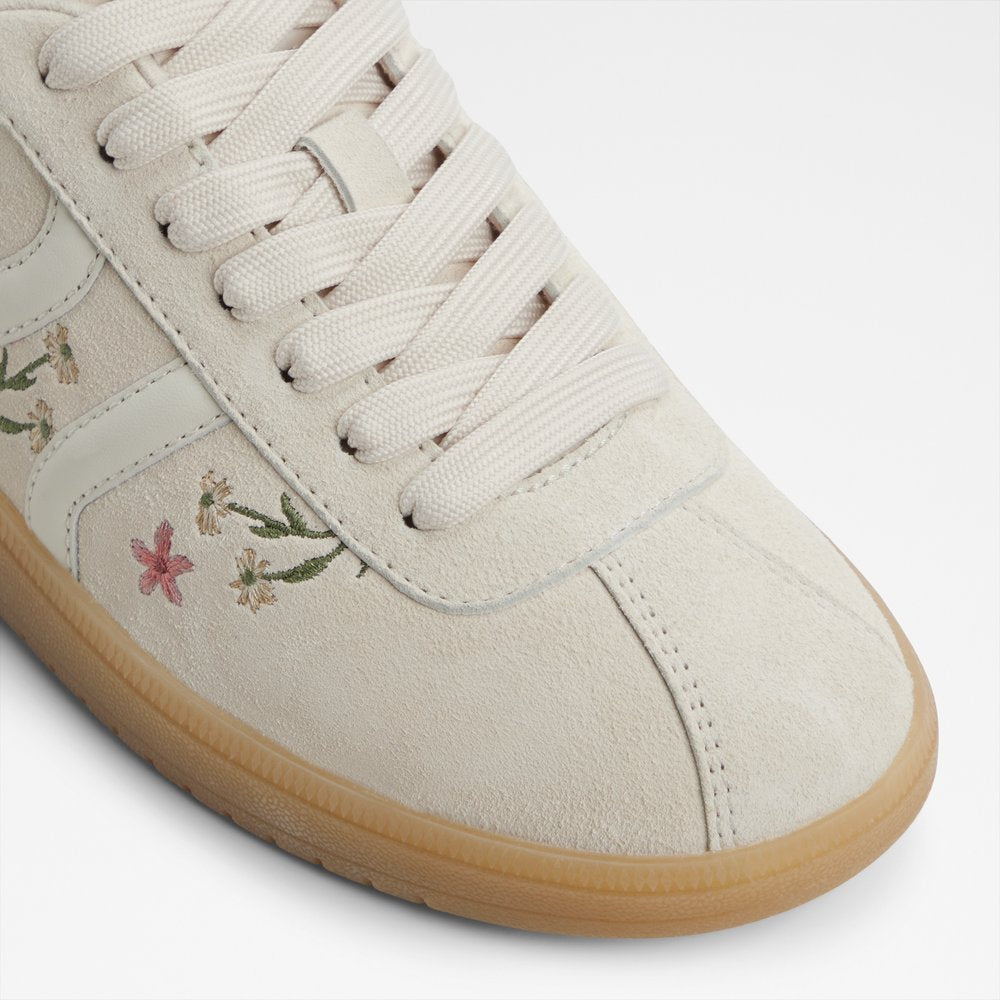 Chicsneaker